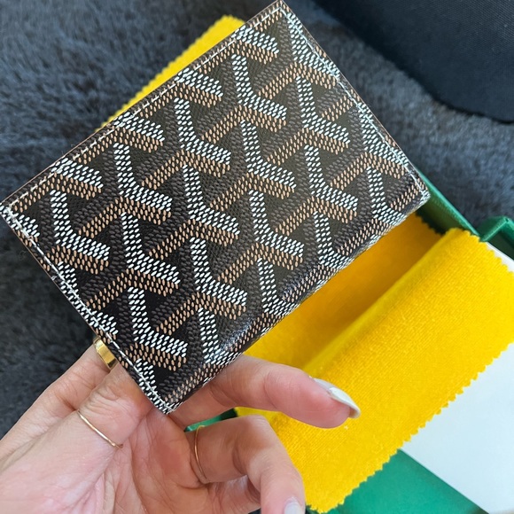Goyard Single Fold Wallet - Picture 4 of 5